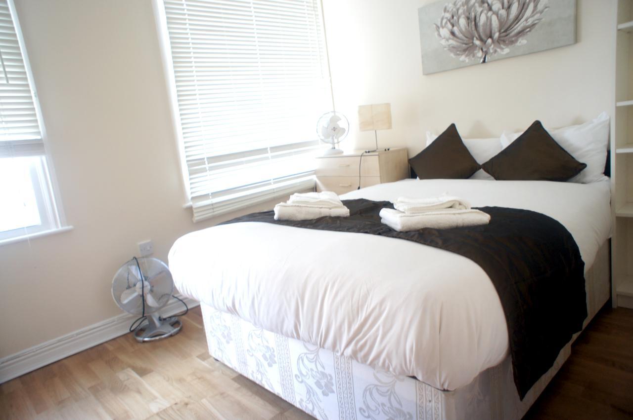 Fine Touch Apartments London Bagian luar foto