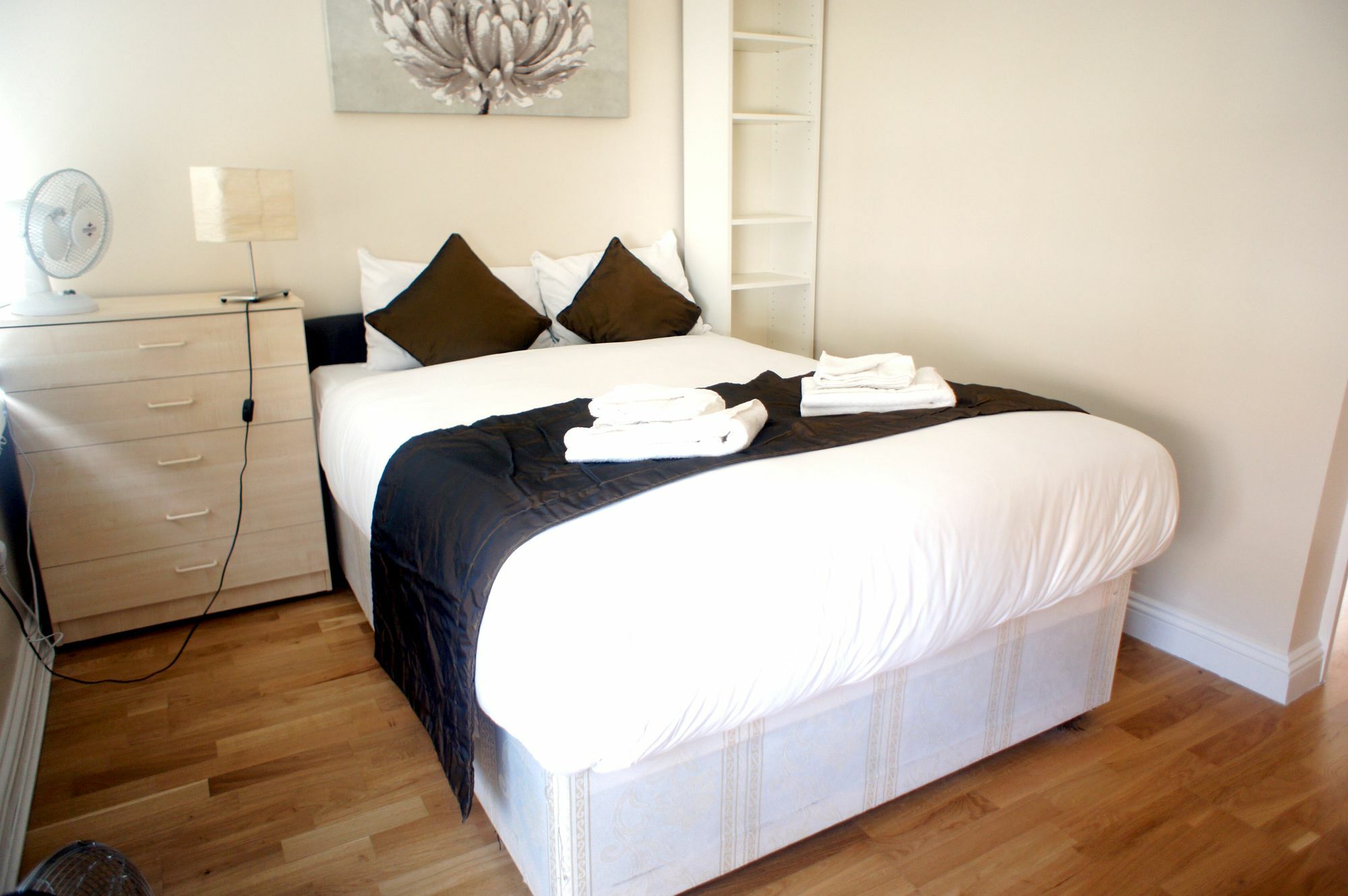 Fine Touch Apartments London Bagian luar foto