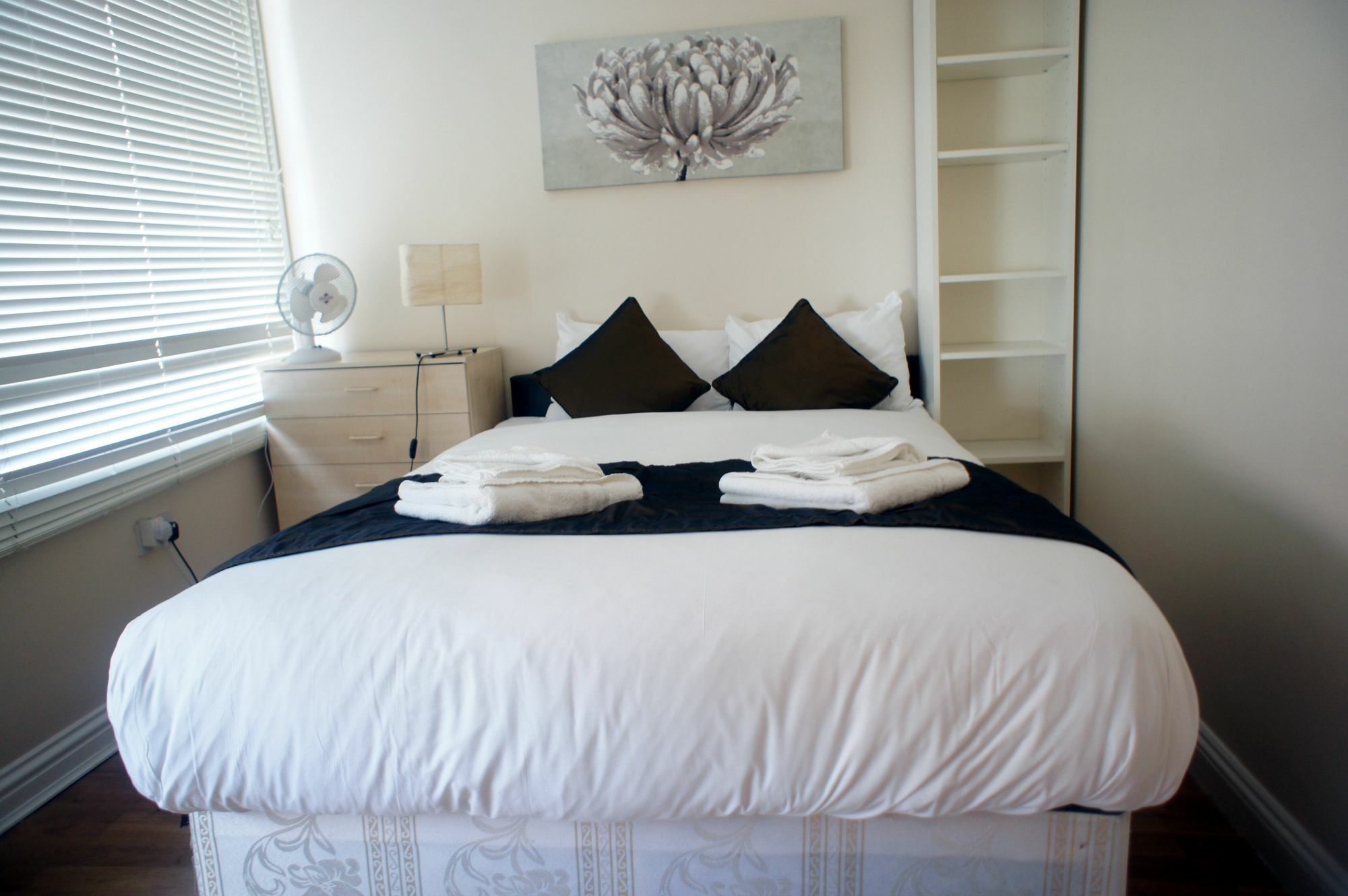 Fine Touch Apartments London Bagian luar foto